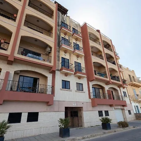 Apartament Spacious Apt With Comfy Sofa 2 Min To Promenade By 360 Estates St Paul's Bay