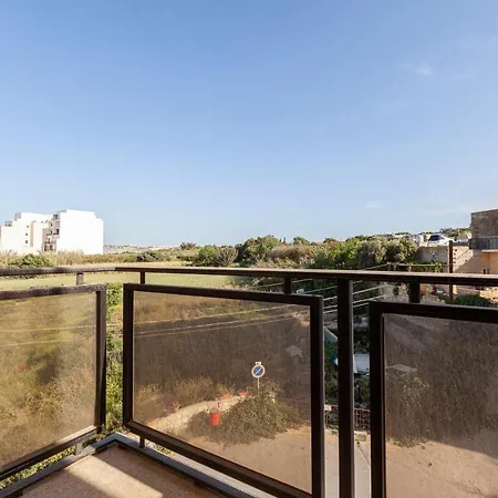 Spacious Apt With Comfy Sofa 2 Min To Promenade By 360 Estates * St. Paul's Bay