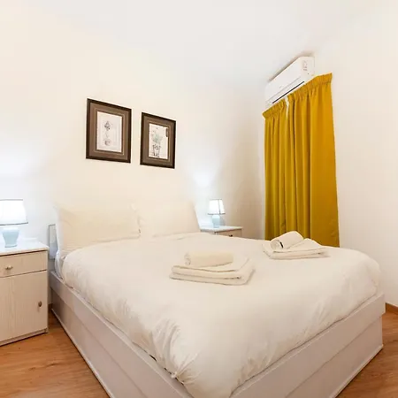 Appartamento Spacious Apt With Comfy Sofa 2 Min To Promenade By 360 Estates