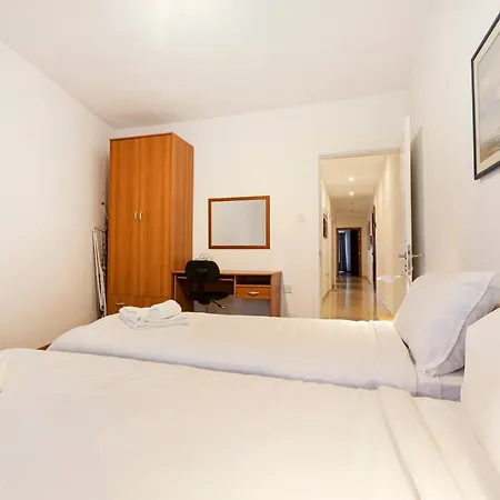 Spacious Apt With Comfy Sofa 2 Min To Promenade By 360 Estates