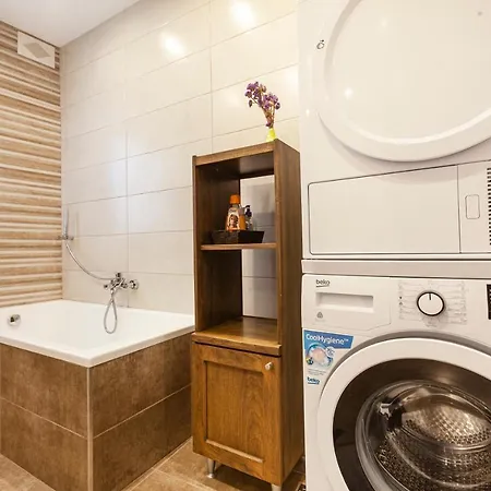 Spacious Apt With Comfy Sofa 2 Min To Promenade By 360 Estates